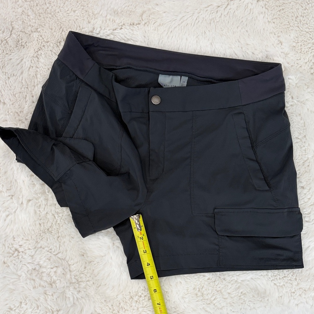 Athleta Women's Cargo Shorts,Size 14 - Picture 9 of 17